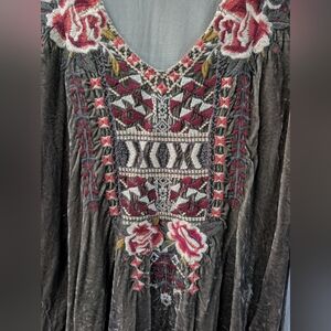 ✨Johnny Was✨ Silk Velvet Bohemian Embroidered V-Neck Blouse